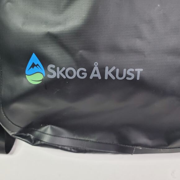 Skog Å Kust BackSak Heavy Duty Waterproof Backpack - Gear Bag 35 Liter Black - Picture 11 of 16